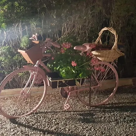 La Mandragola Relais בית חווה