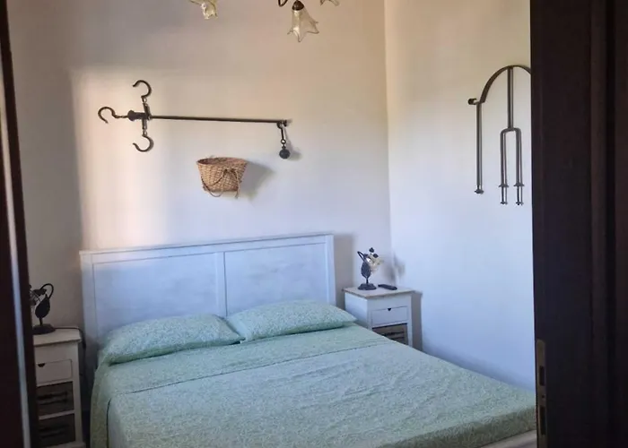 La Mandragola Relais * קרוטונה